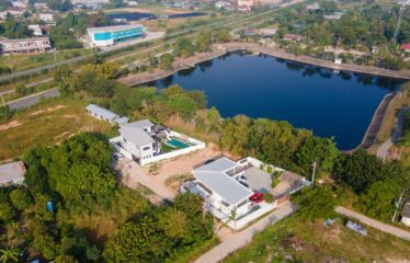 Your Tropical Oasis in Pattaya: Luxury 6-Bed Pool Villa in East Pattaya